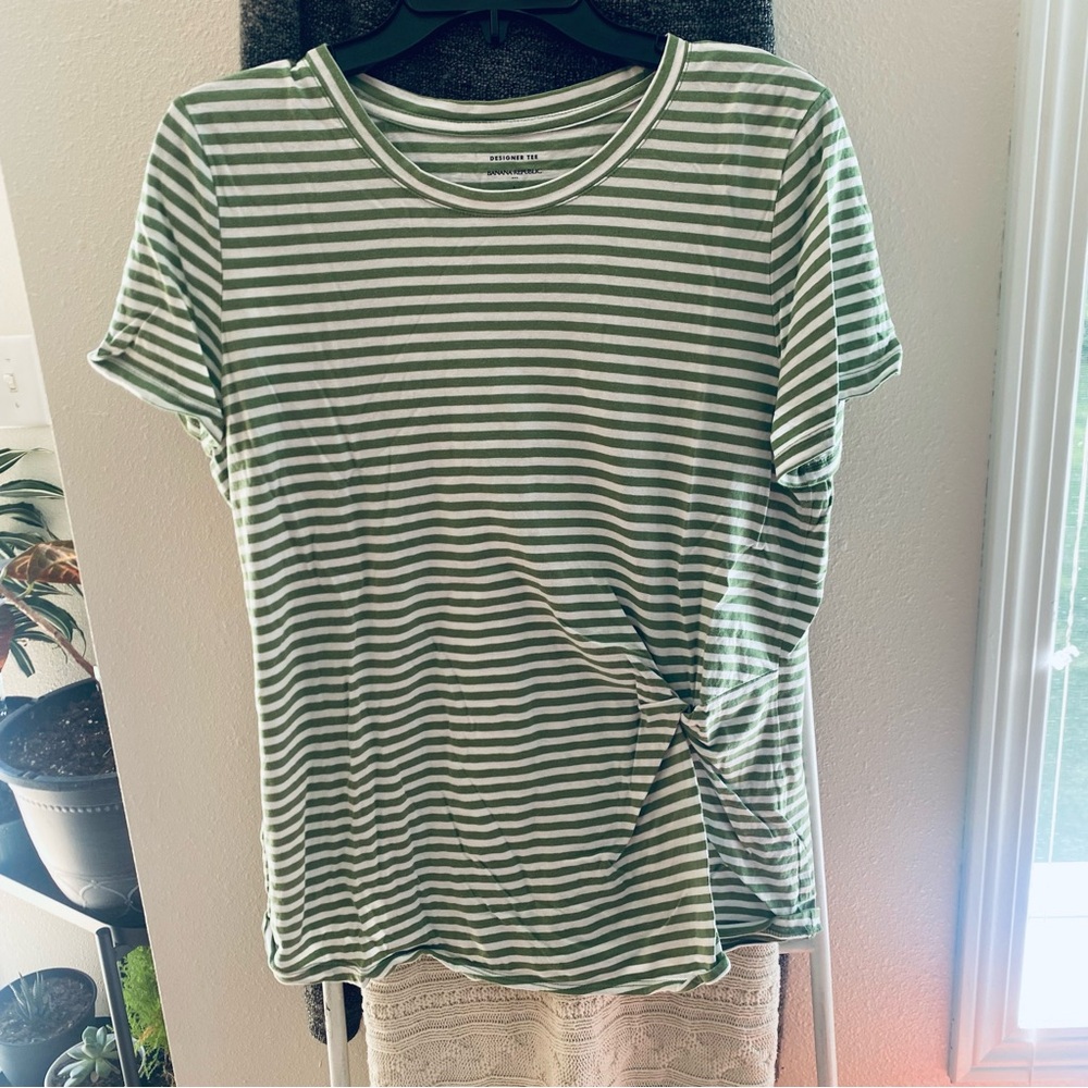 Banana Republic Tee